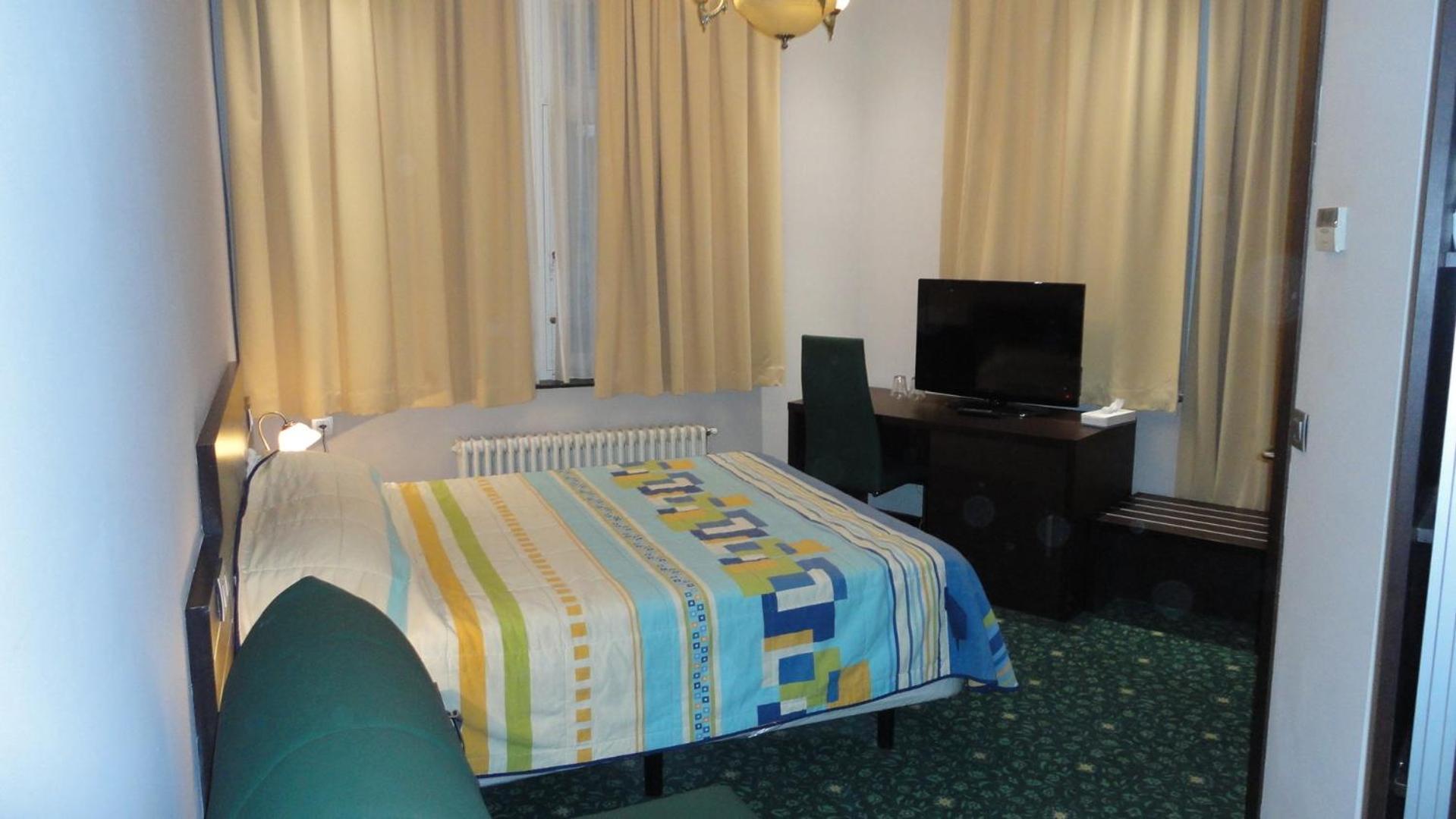 Hotel L'Auberge Du Souverain Auderghem Dış mekan fotoğraf