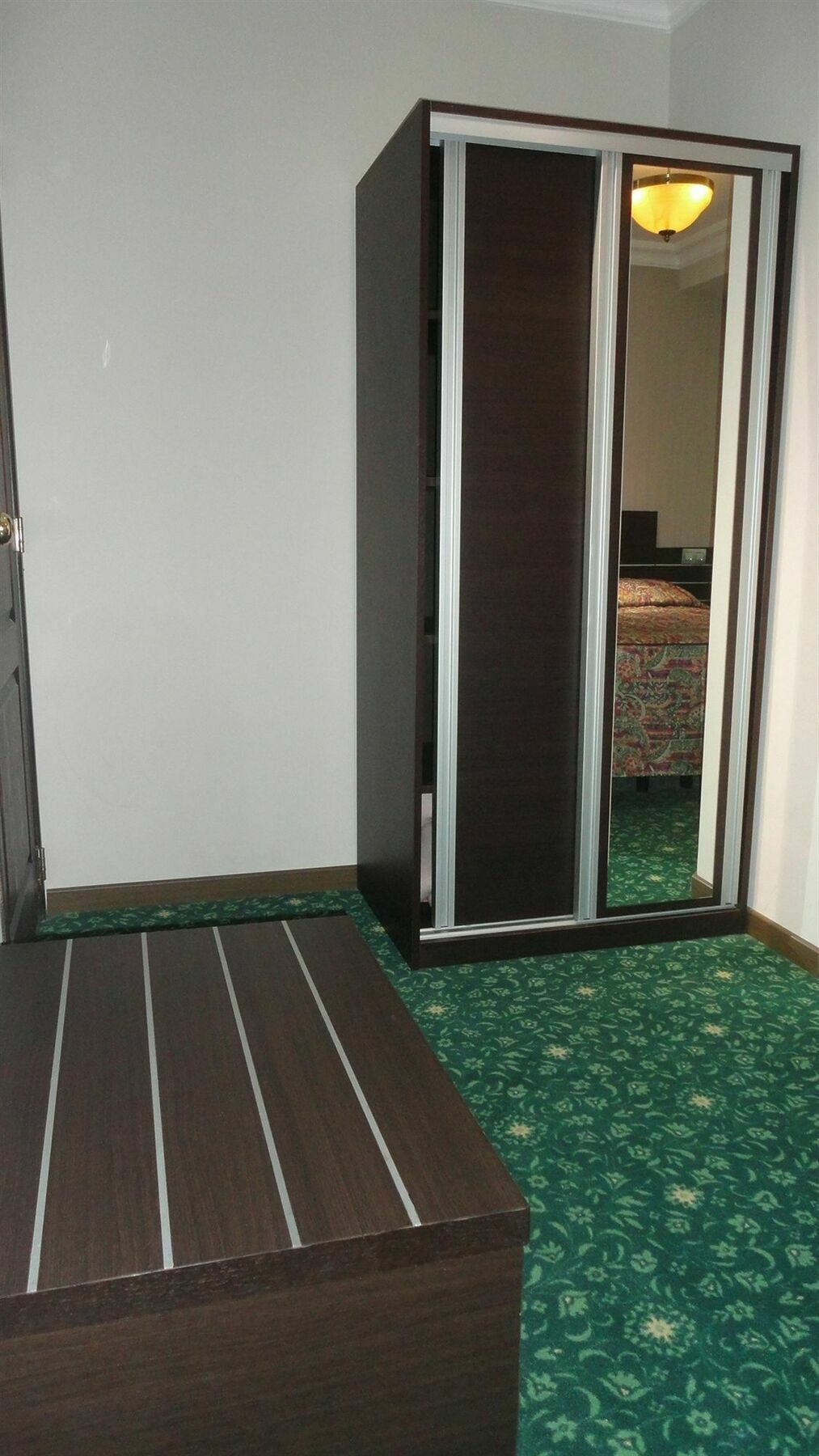 Hotel L'Auberge Du Souverain Auderghem Dış mekan fotoğraf