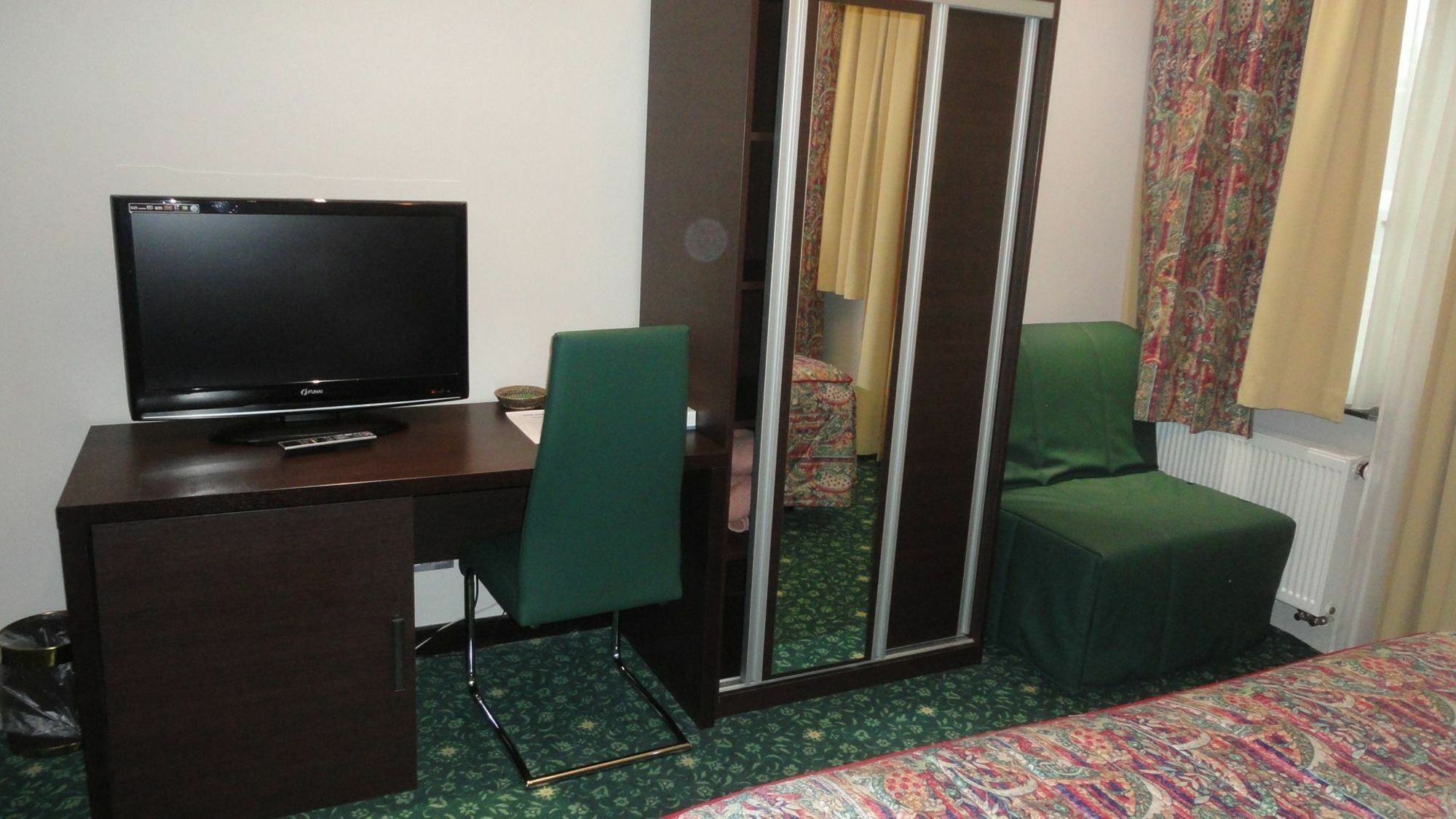 Hotel L'Auberge Du Souverain Auderghem Dış mekan fotoğraf